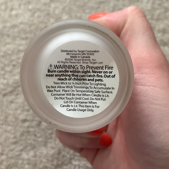 Small Yankee Candle and Holder - Picture 5 of 5